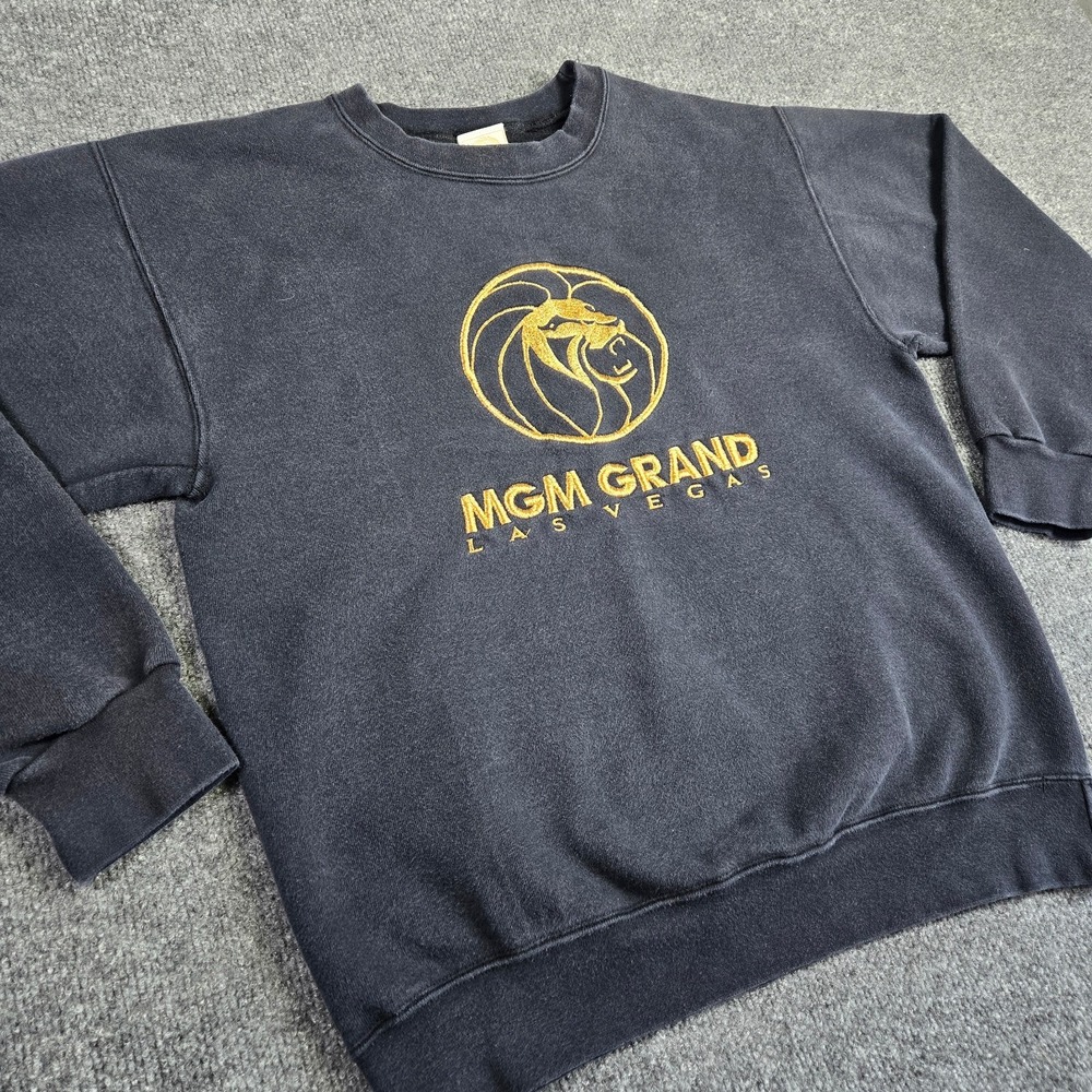 Vintage MGM Grand Sweatshirt Mens Medium Black Las Vegas Lion Casino Logo 1993 - Picture 1 of 10